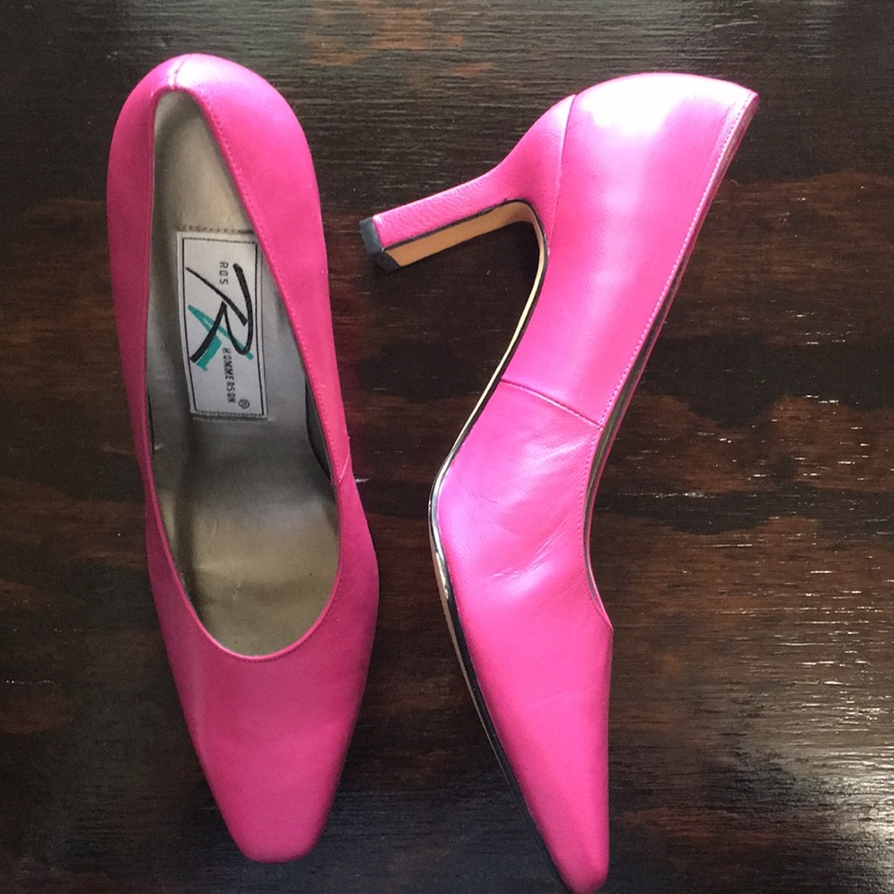 Beautiful berry colored heels.